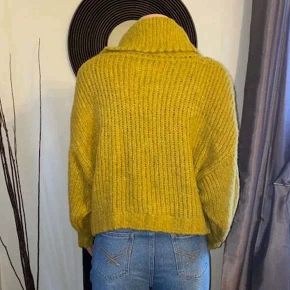 Anthropologie Pilcro Sweater Size S - Picture 2 of 2